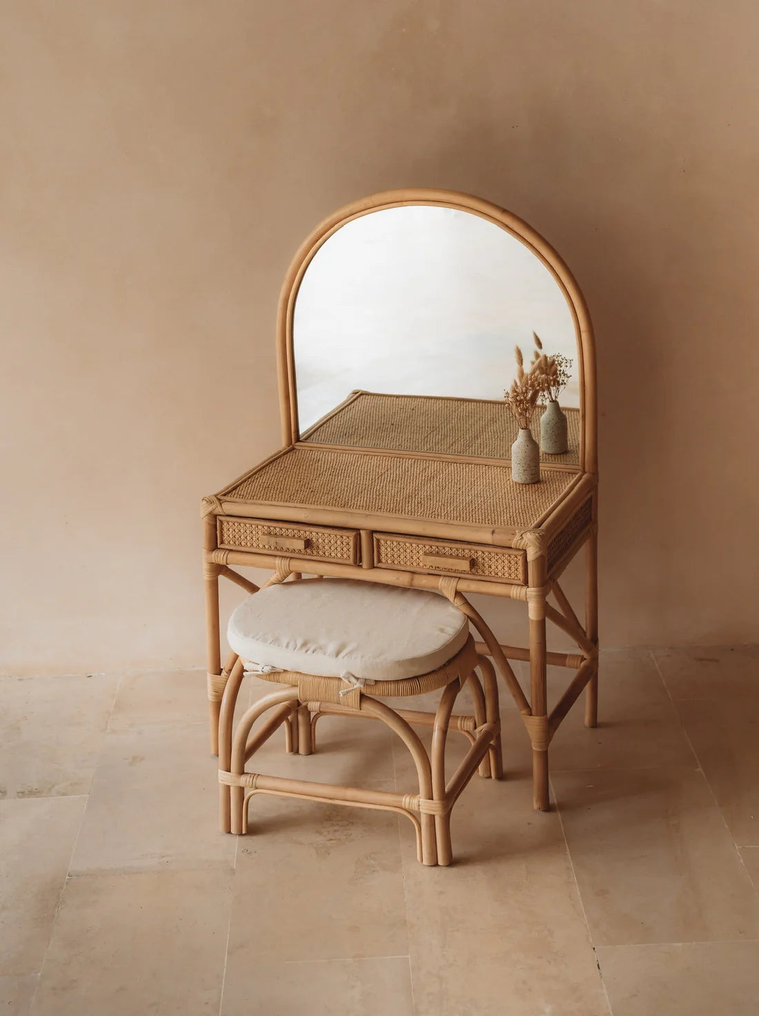 Naya Vanity