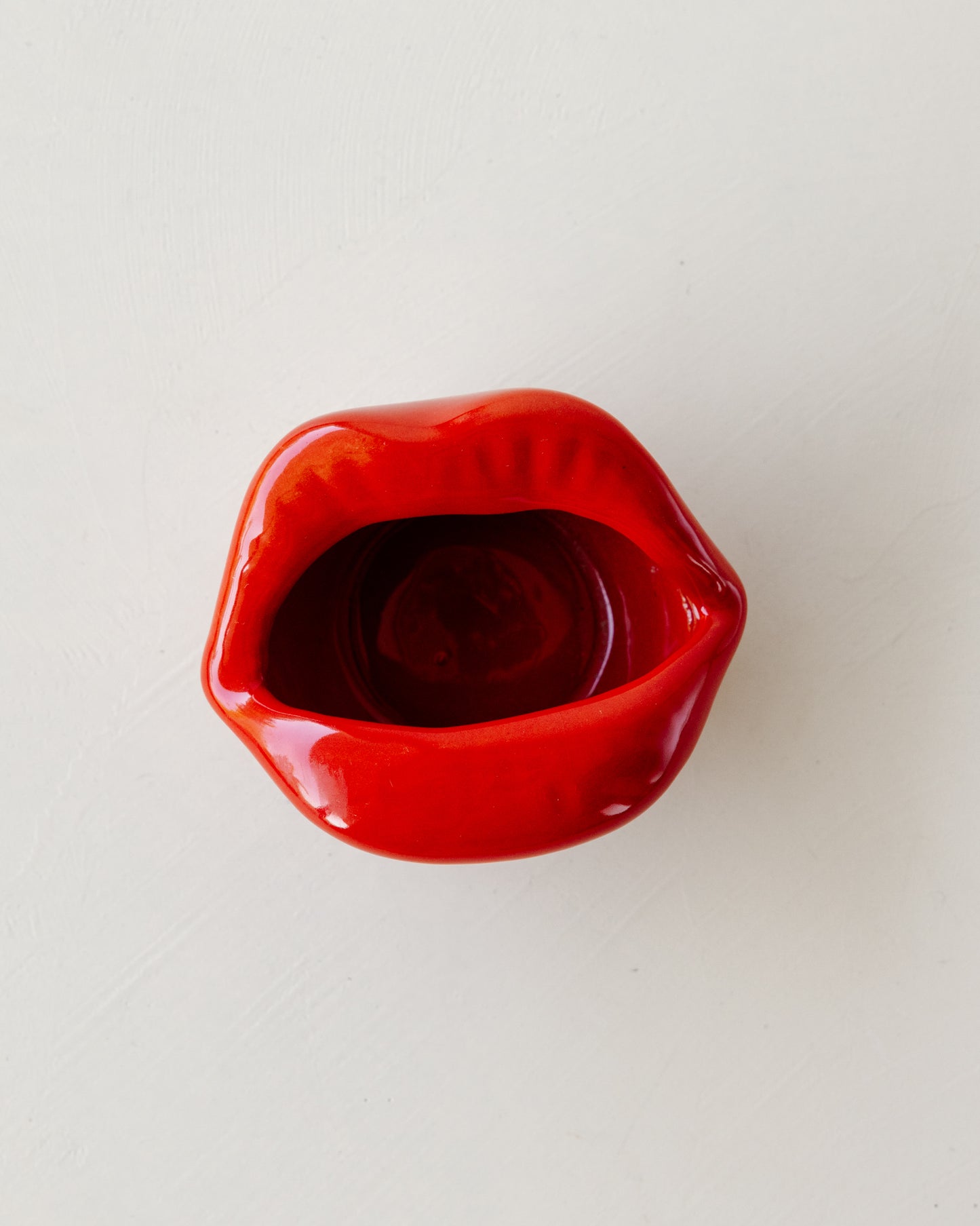 Kiss Ashtray