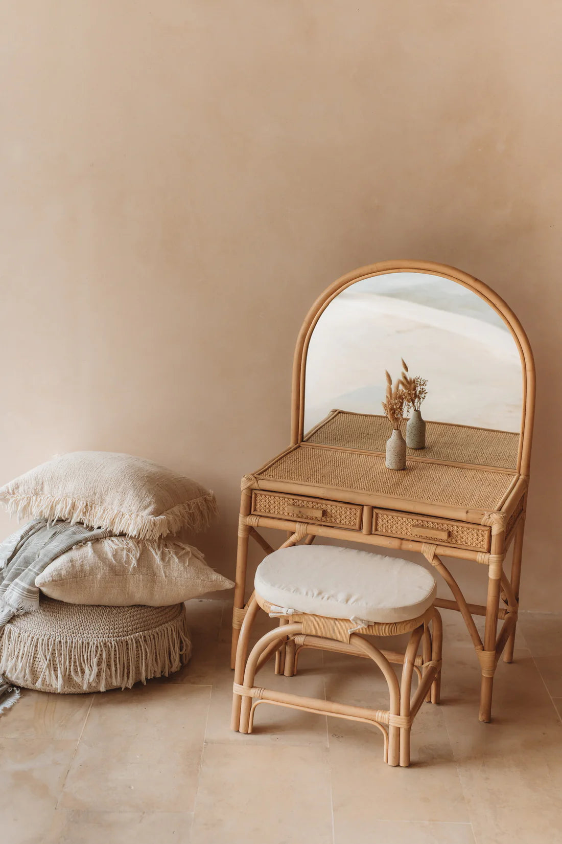 Naya Vanity