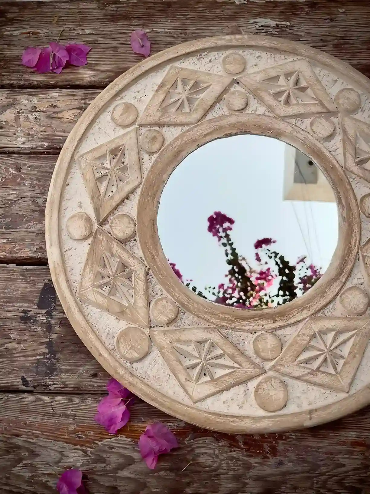 Nostalgic Mirror