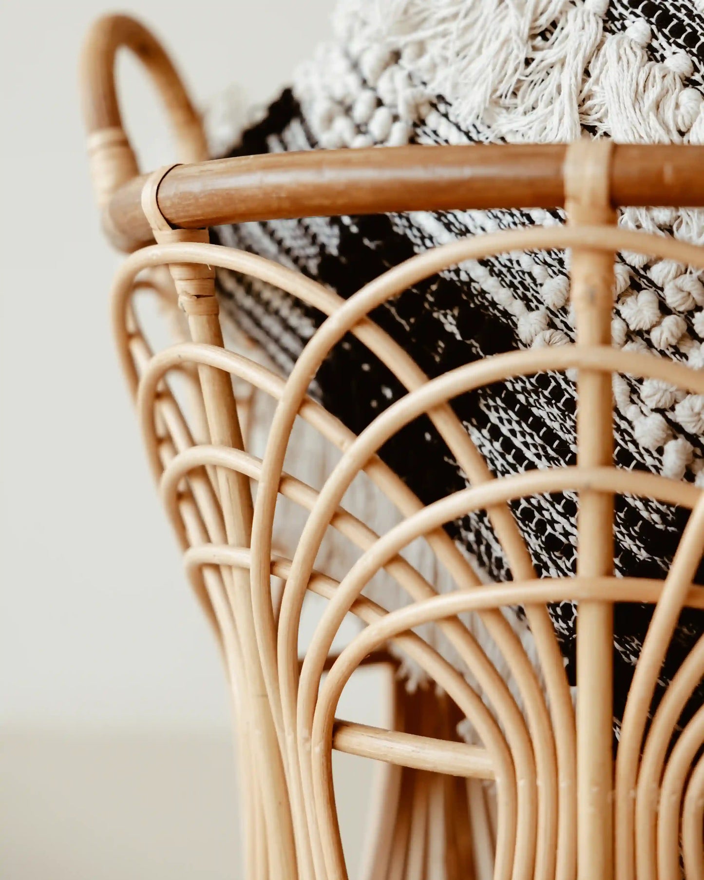 Echo Basket
