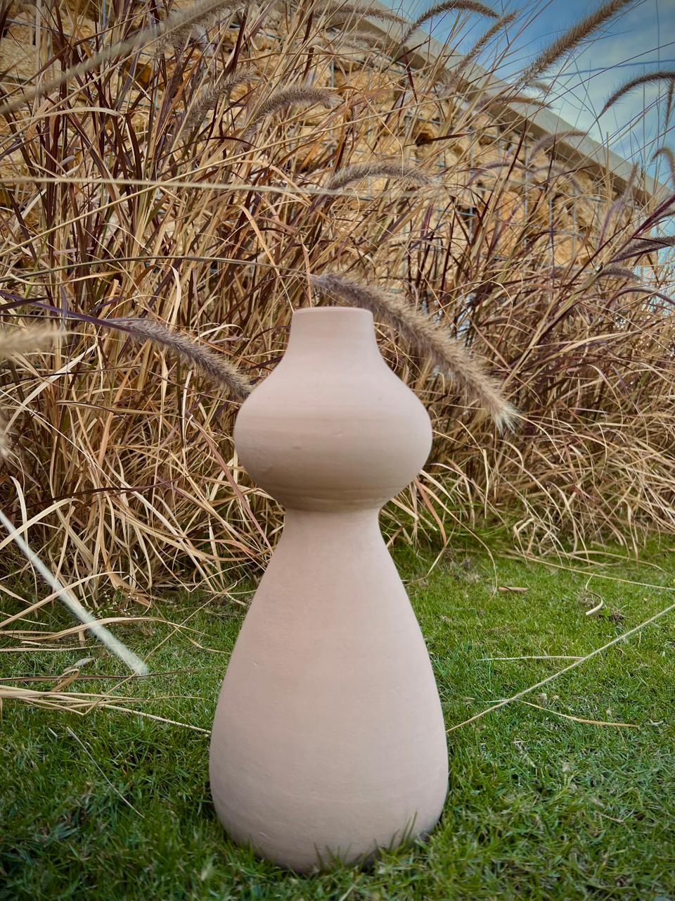 Nudy Vase Set