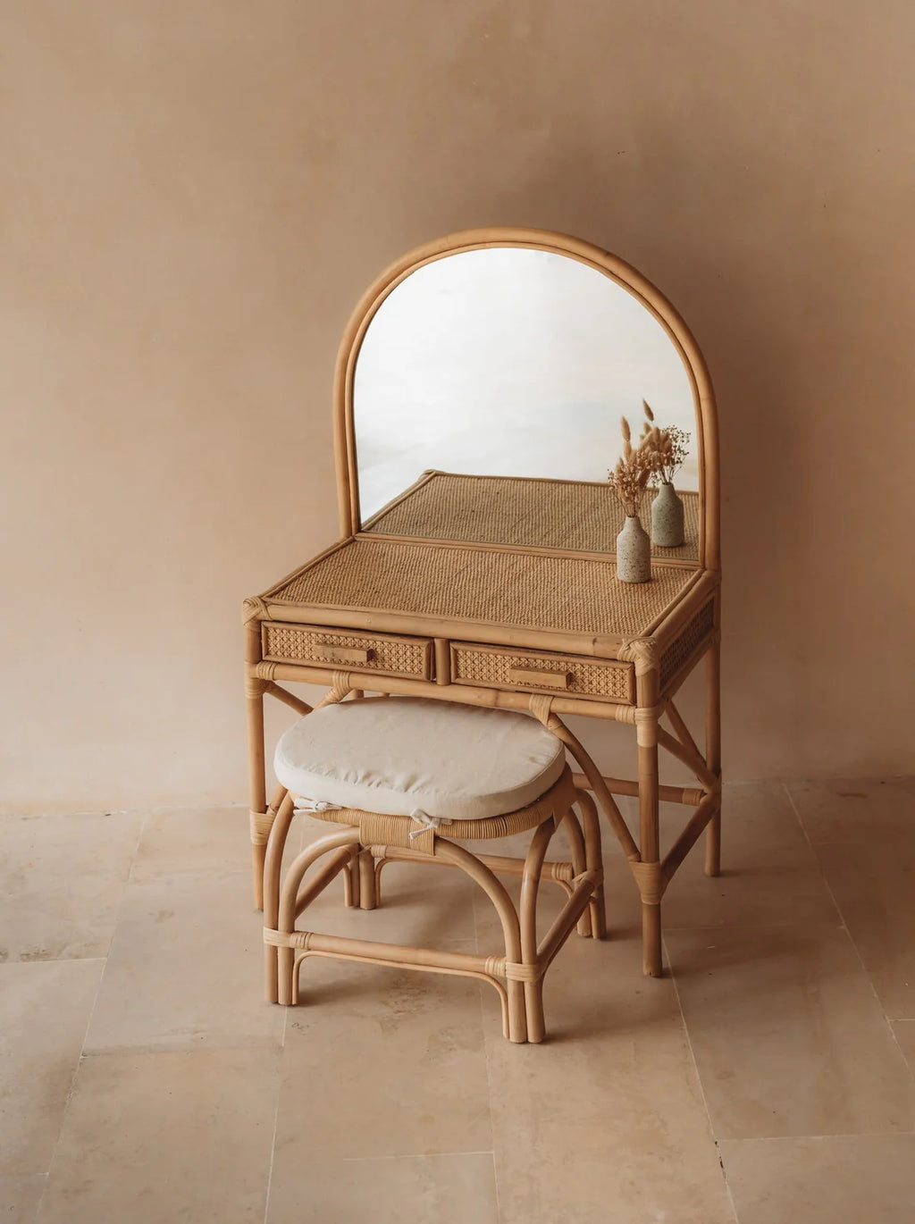 Naya Vanity