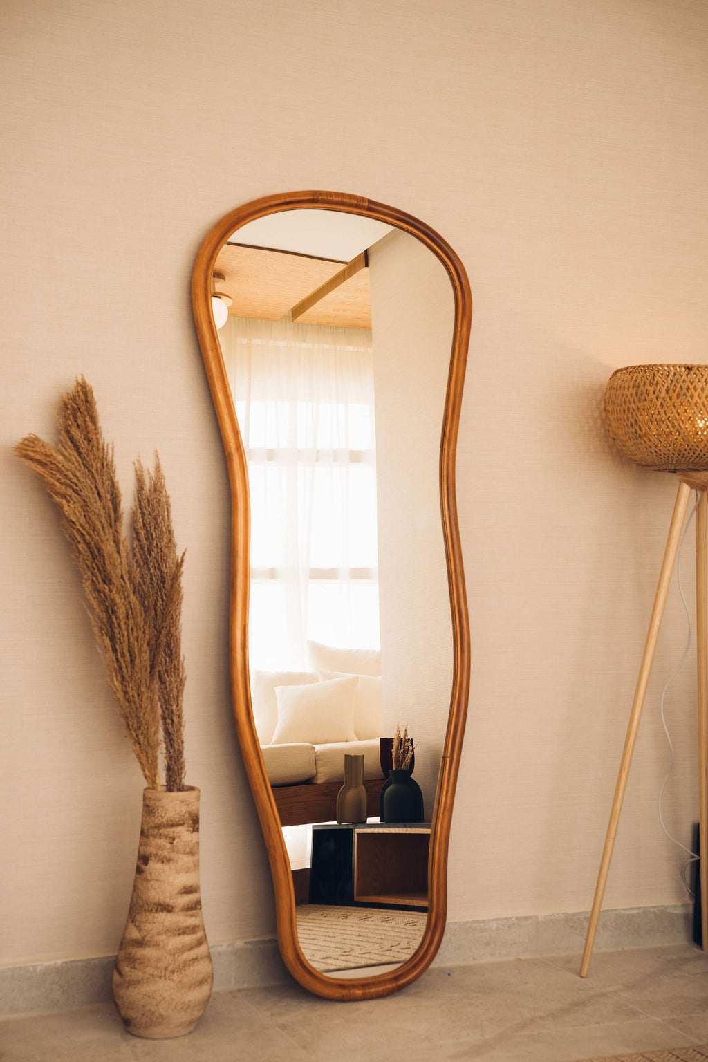 Sexy Wiggly Mirror