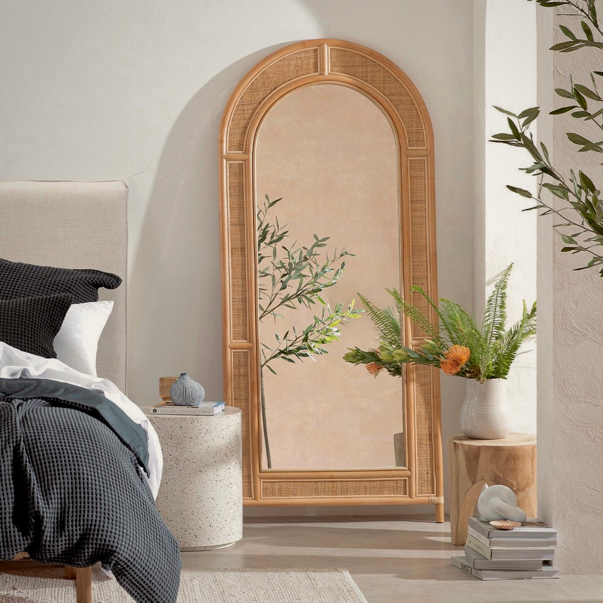 Crystal Mirror