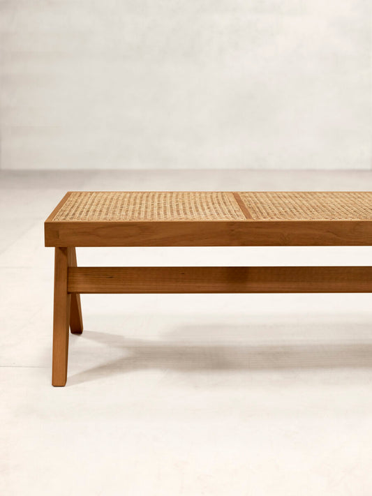 Iris Bench