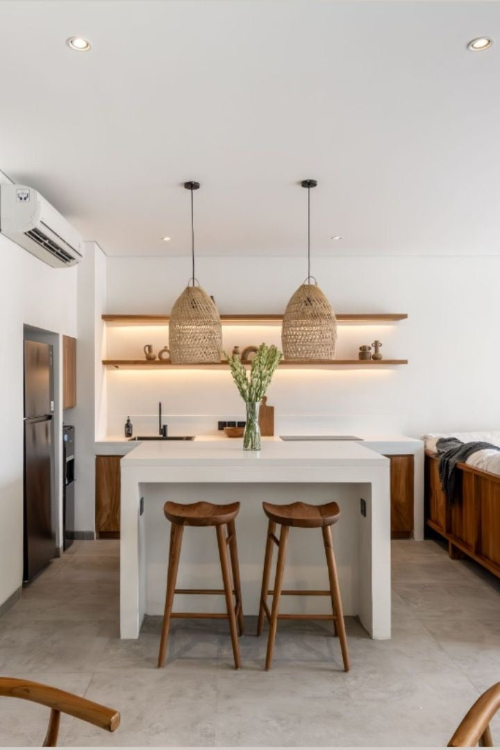 Casa Bar Stool