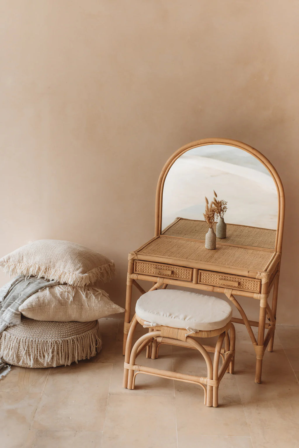 Naya Vanity