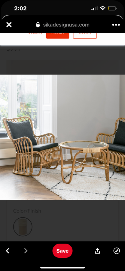Breeze Table