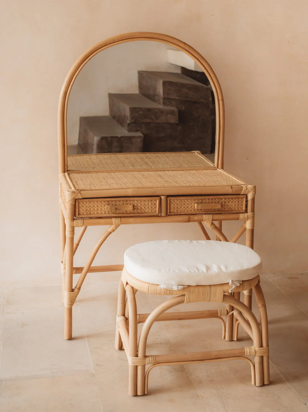 Naya Vanity